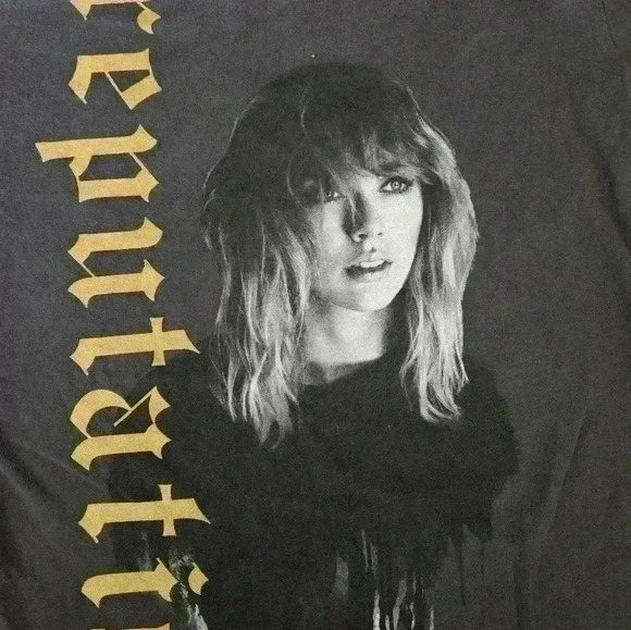 Taylor Swift Women's Gray Reputation Tour Fitted Short Sleeve Tee S - Picture 14 of 14